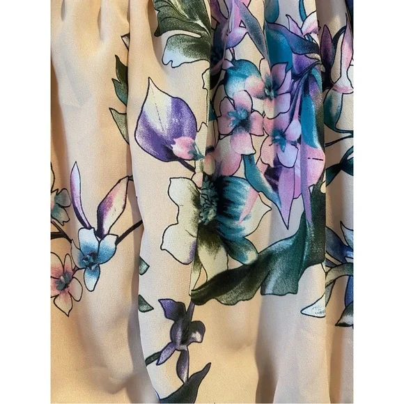 Women’s ‘Forever 21’ floral crop blouse - Picture 4 of 5